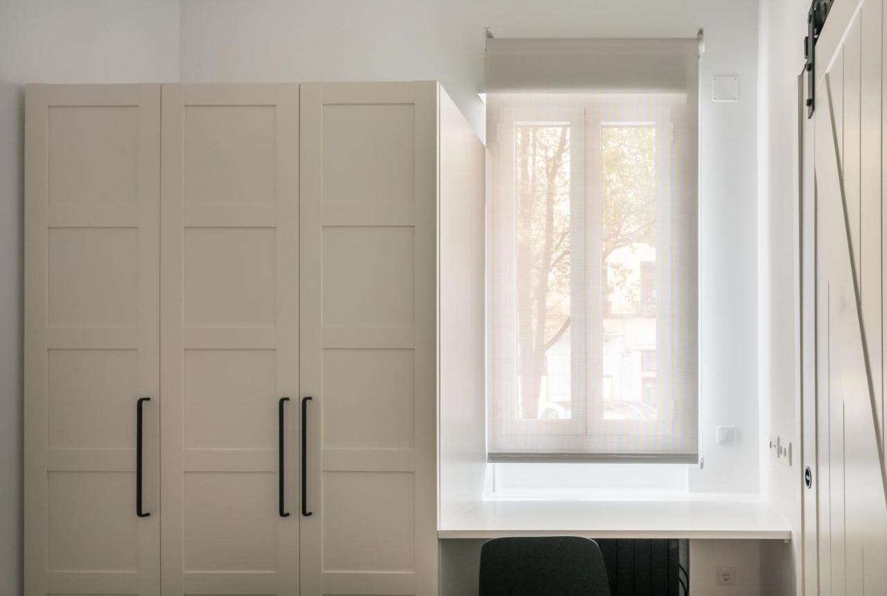 Loft Retiro Lägenhet Madrid Exteriör bild