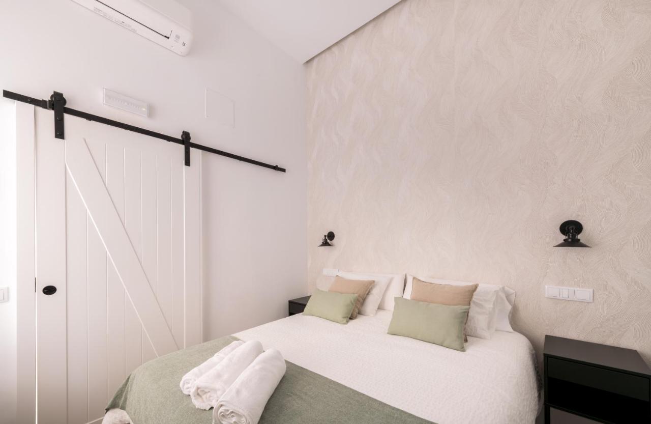 Loft Retiro Lägenhet Madrid Exteriör bild